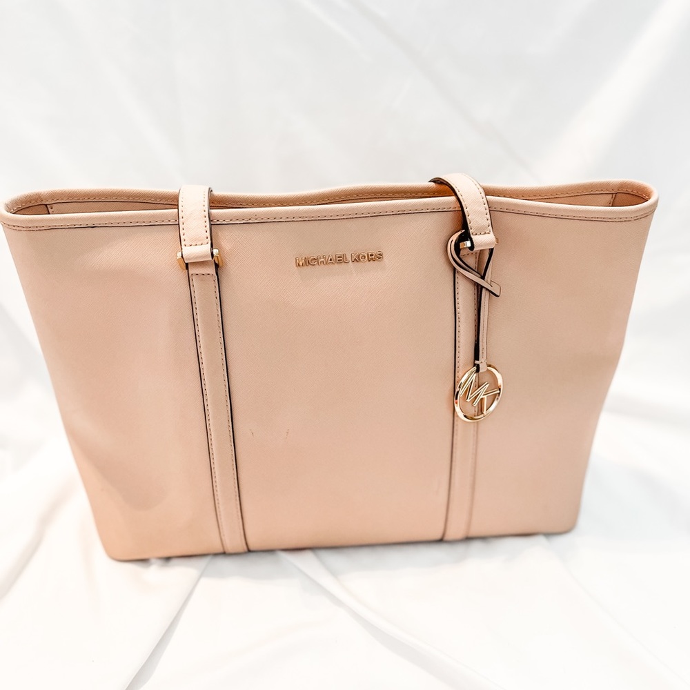 Michael Kors blush color large tote purse